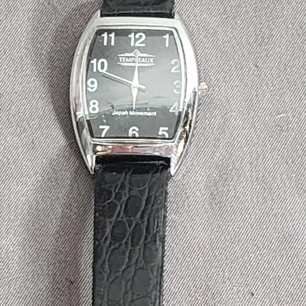 Tempreaux Black White Face w/Silver Accent Japan Mvmt Stainless Steel Back Watch